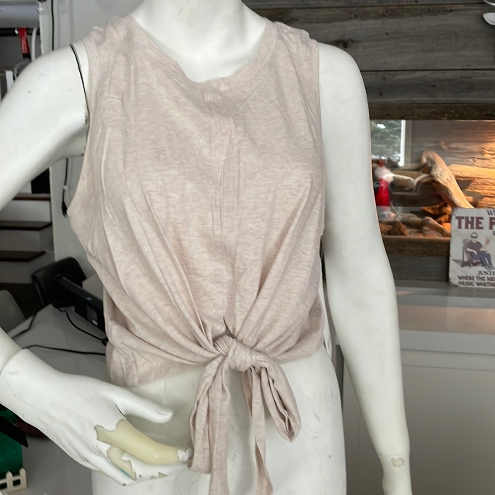 Lululemon time to restore tank